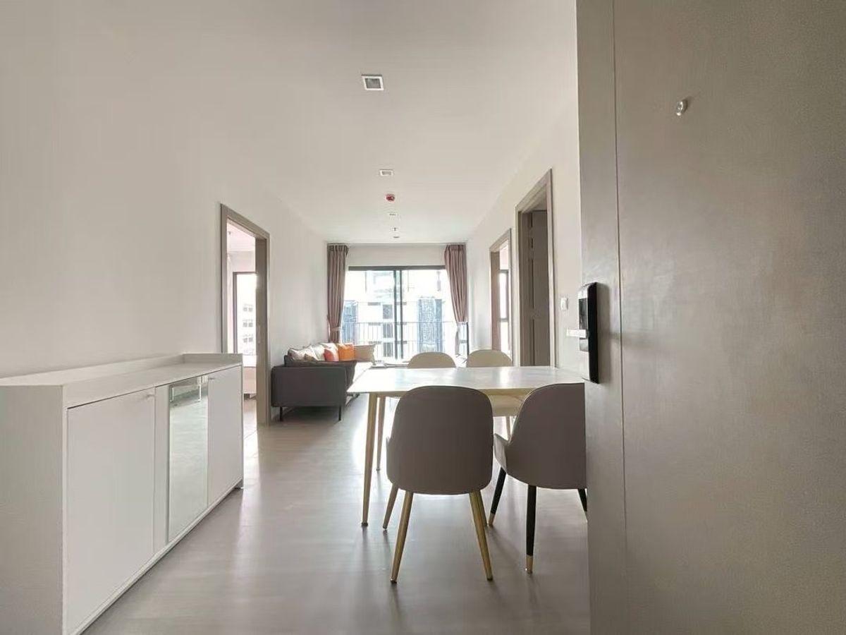 For RentCondoRama9, Petchburi, RCA : Life Asoke Rama 9 Two bedroom For Rent 