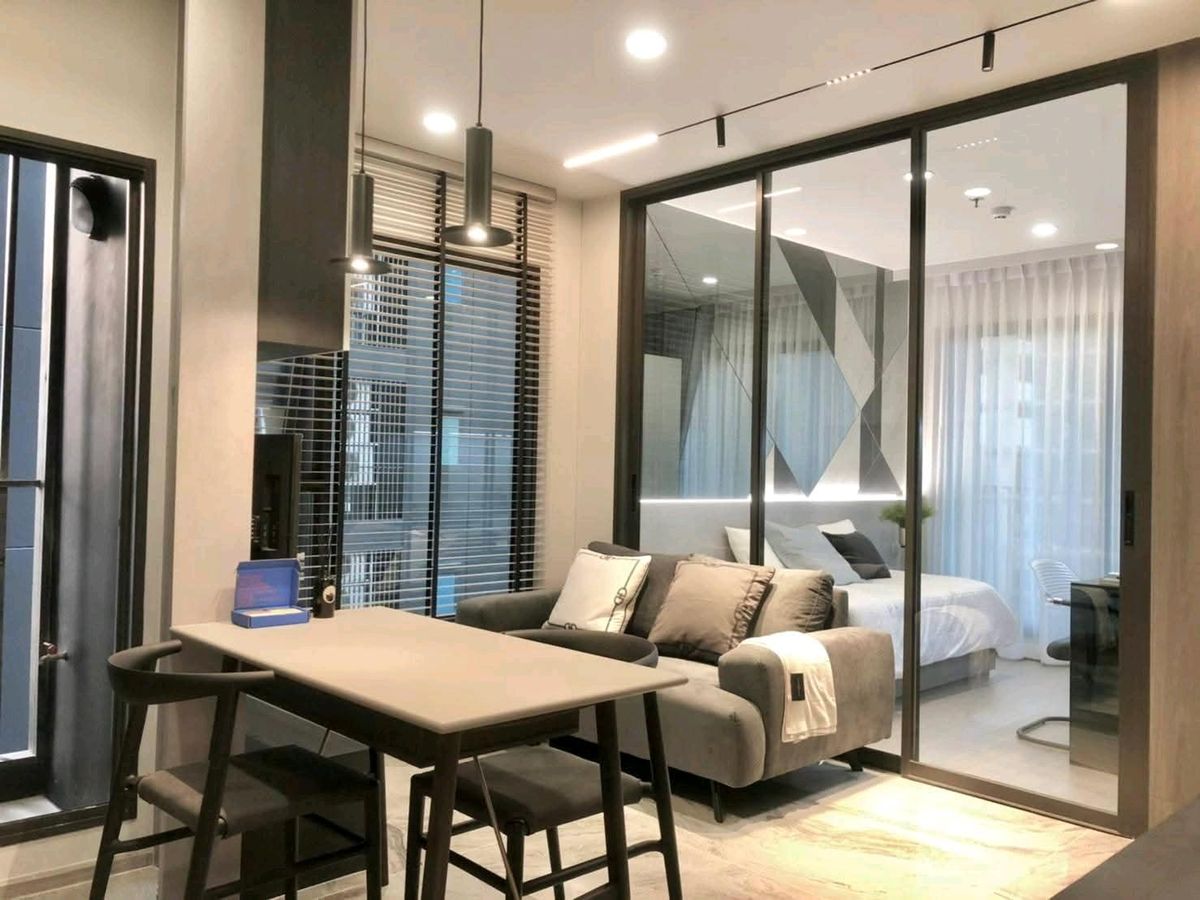 ให้เช่าคอนโดพระราม 9 เพชรบุรีตัดใหม่ RCA : 🚩For Rent : Life Asoke Rama 9 / 2 Bed 1 Bath / 28,500.-