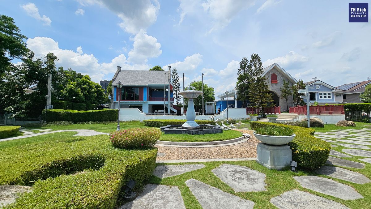 For SaleHouseBangna, Bearing, Lasalle : House for sale in Chaiyapruek Bangna, Km. 7, near Mega Bangna, 3 bedrooms, 3 water, 58 sq.w., complete with good location. Convenient to travel. Price 6.89 Delete.