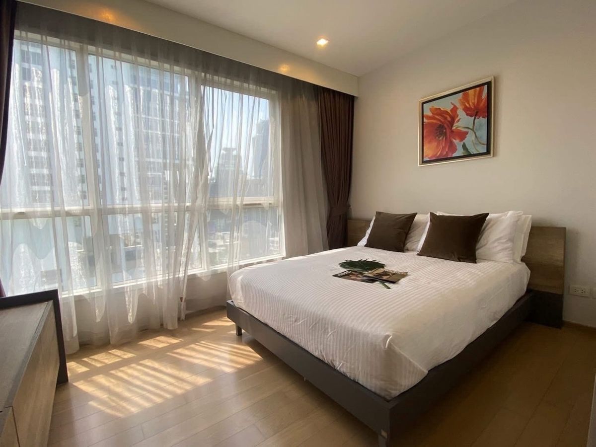 ให้เช่าคอนโดสุขุมวิท อโศก ทองหล่อ : 🏡 โครงการ : HQ Thonglor
📏 ขนาด: 43 ตร.ม.
🏢 ชั้น: 16 
💰 ราคาเช่า: 37,000 บาท/เดือน