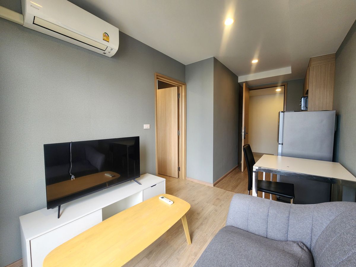 ให้เช่าคอนโดวงเวียนใหญ่ เจริญนคร : ไม่ว่างครับผม**สถานะตามภาพปกครับผม วิวสระน้ำ**ให้เช่า The Most อิสรภาพ ห้องชั้นบนสุดส่วนตัวที่สุด ไม่ร้อนแดดบ่าย สภาพใหม่มากพร้อมเข้าอยู่ SN517.4.181