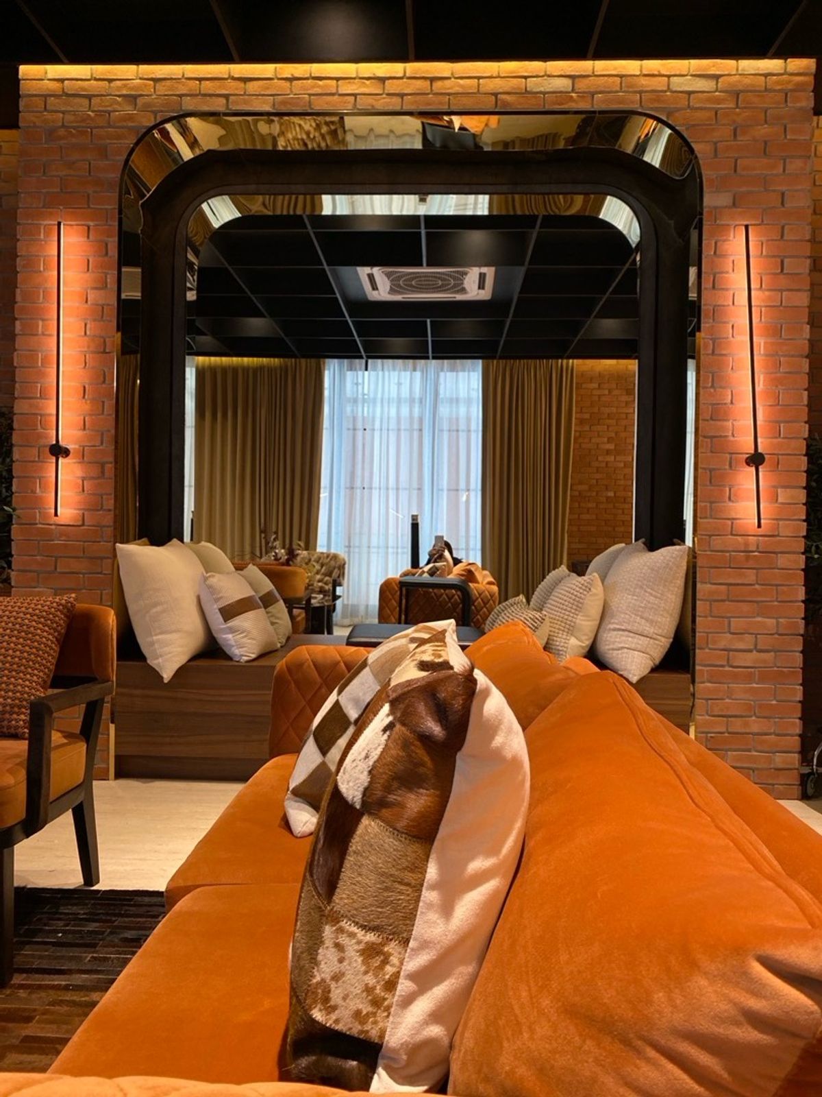 For SaleHouseKaset Nawamin,Ladplakao : 💎 Pinning luxury - superior in every dimension, The Primary V Kaset-Nawamin, a very exclusive project, only 18 houses in a high potential area, with only the last 7 remaining for those who are ready. “Choose the best”