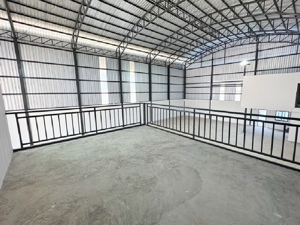 ให้เช่าโกดังบางนา แบริ่ง ลาซาล : For Rent ให้เช่าโกดัง พร้อมสำนักงาน พื้นที่ 520 ตารางเมตร ซอยลาดกระบัง 14/1 โกดังสร้างใหม่ / เหมาะเก็บสินค้า หรือ ศูนย์กระจายสินค้า หรือ ธุรกิจ Online / รถเทรลเลอร์เข้าได้ จอดลงของได้