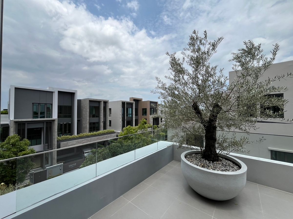 ขายบ้านลาดกระบัง สุวรรณภูมิ : 🏡 ขายบ้านเดี่ยว 3 ชั้น TYPE BETHESDA โครงการ Grand Bangkok Boulevard Yard บางนา — บ้านหรูระดับ Super Luxury ที่สุดแห่งความสง่างาม