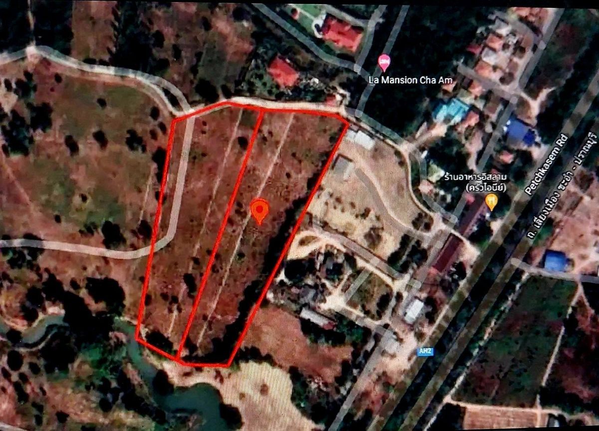 ขายที่ดินชะอำ เพชรบุรี : ขายที่ดิน ถ.เลี่ยงเมืองชะอำ-ปราณบุรี ต.สามพระยา อ.ชะอำ เพชรบุรี ห่างจากถนนเพชรเกษม-บายพาส 350 เมตร เนื้อที่ 9 -2 - 98  ไร่ ราคา 9.7 ลบ.* 