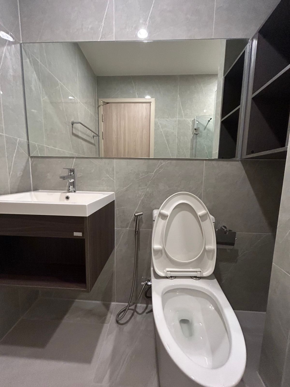 For RentCondoRama9, Petchburi, RCA : 🔥🔥 NUE District R9 rental size 26 sqm 🔥🔥