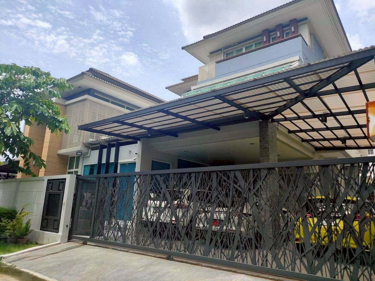 HouseKaset Nawamin,Ladplakao : • 𝐑𝐞𝐧𝐭/𝐒𝐚𝐥𝐞 • 𝐆𝐁𝐁 𝐊𝐚𝐬𝐞𝐭 - 𝐍𝐚𝐰𝐚𝐦𝐢𝐧 • 𝟓 𝐁𝐞𝐝 𝟕 𝐁𝐚𝐭𝐡 • 𝟏𝟐𝟗 𝐒𝐪.𝐖. • 𝐅𝐮𝐥𝐥𝐲-𝐅𝐮𝐫𝐧𝐢𝐬𝐡𝐞𝐝 + 𝐒𝐰𝐢𝐦𝐦𝐢𝐦𝐠 𝐏𝐨𝐨𝐥 •    𝐋𝐢𝐧𝐞 𝐈𝐃 : 𝐕𝐚𝐬𝐬𝐢𝐥𝐲