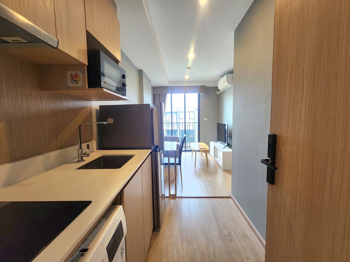 ให้เช่าคอนโดวงเวียนใหญ่ เจริญนคร : ไม่ว่างครับผม**สถานะตามภาพปกครับผม วิวสระน้ำ**ให้เช่า The Most อิสรภาพ ห้องชั้นบนสุดส่วนตัวที่สุด ไม่ร้อนแดดบ่าย สภาพใหม่มากพร้อมเข้าอยู่ SN517.4.181