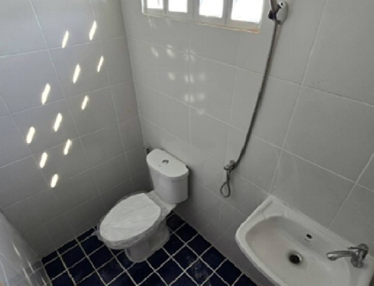 ให้เช่าโกดังบางนา แบริ่ง ลาซาล : For Rent ให้เช่าโกดัง พร้อมสำนักงาน พื้นที่ 520 ตารางเมตร ซอยลาดกระบัง 14/1 โกดังสร้างใหม่ / เหมาะเก็บสินค้า หรือ ศูนย์กระจายสินค้า หรือ ธุรกิจ Online / รถเทรลเลอร์เข้าได้ จอดลงของได้