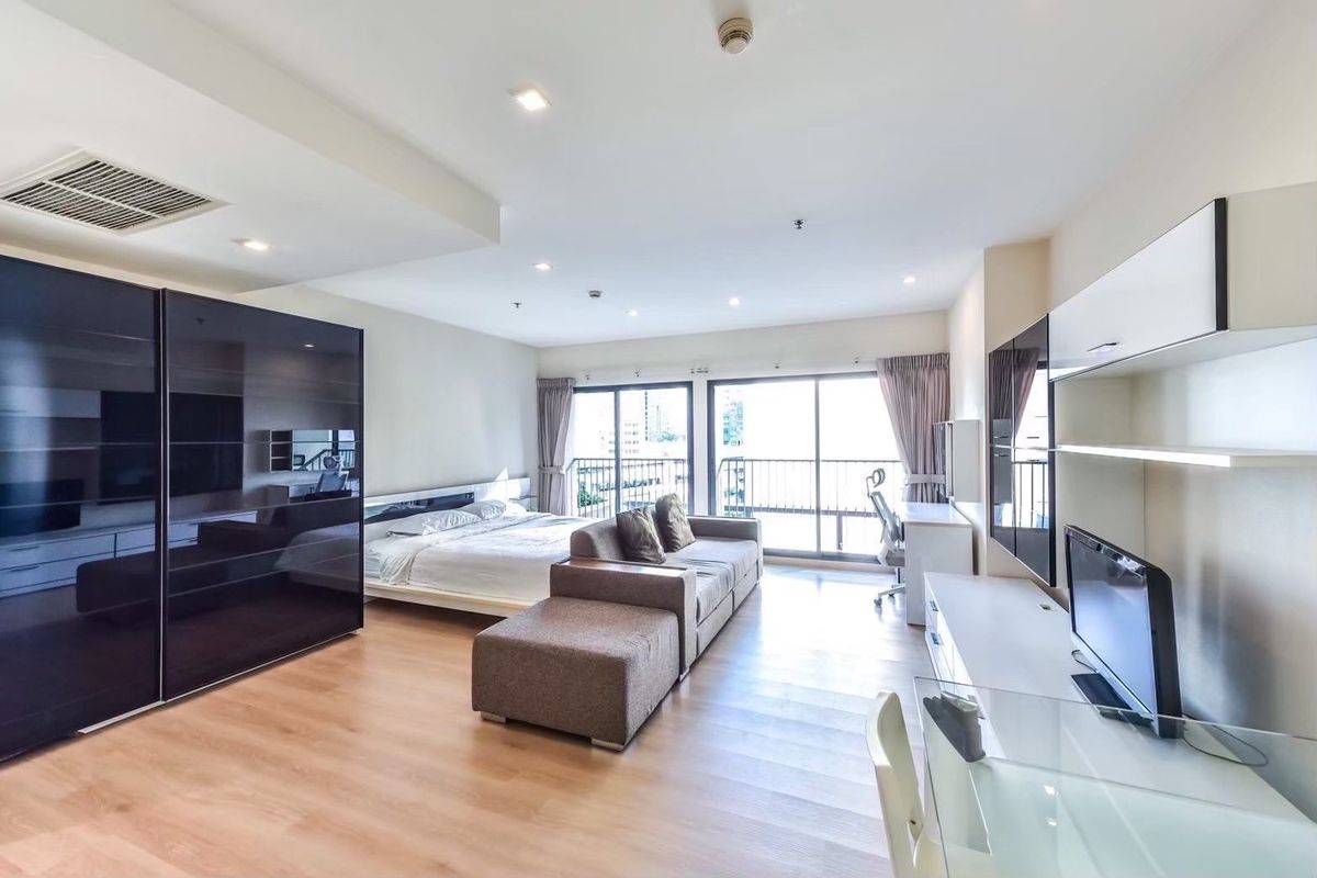 ให้เช่าคอนโดสุขุมวิท อโศก ทองหล่อ : ให้เช่า/ขาย Noble Remix (สุขุมวิท 36) | Studio 44.55 ตร.ม. ชั้น 6 | 29,000 บาท | LINE: @323gqmho | Ref: T1943
