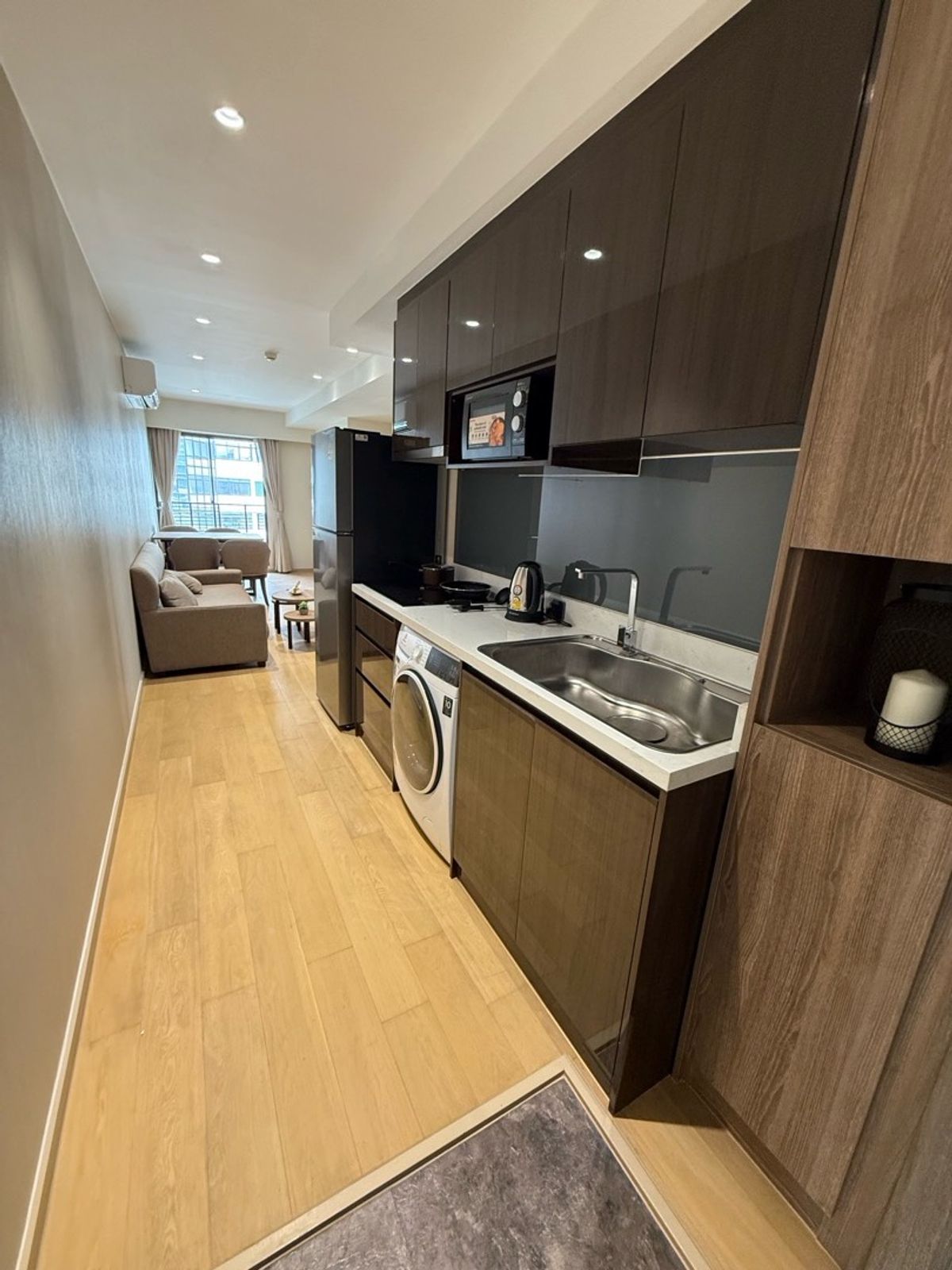 For RentCondoSukhumvit, Asoke, Thonglor : 🏬 Runesu Thonglor5 (Raneesu Thonglor 5) for rent‼ ️2BR 1BAHT 43.9 SQ.M. Very beautiful view .. not blocking the view + Bathub 🛁 New room 💯 No one has ever been in.
