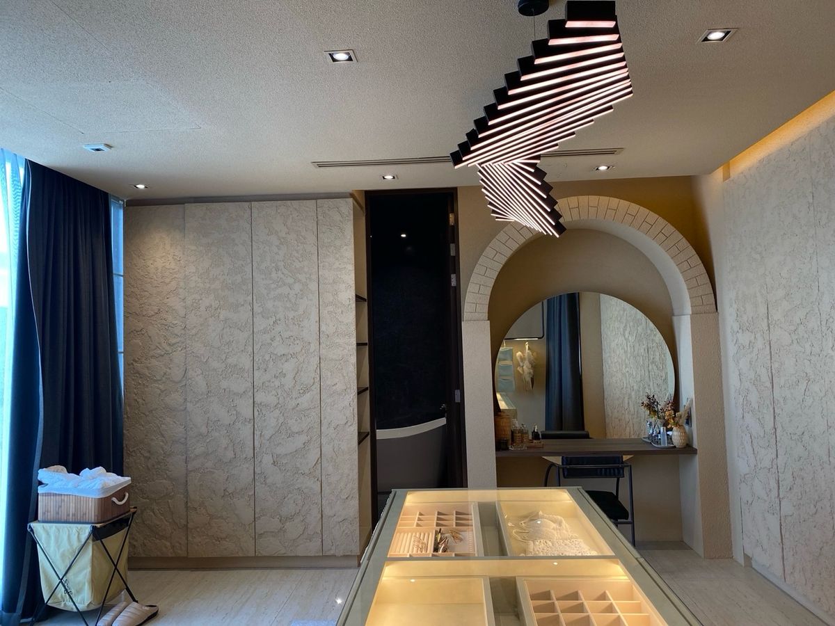 For SaleHouseKaset Nawamin,Ladplakao : 💎 Pinning luxury - superior in every dimension, The Primary V Kaset-Nawamin, a very exclusive project, only 18 houses in a high potential area, with only the last 7 remaining for those who are ready. “Choose the best”