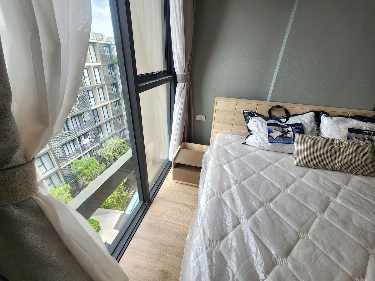 ให้เช่าคอนโดวงเวียนใหญ่ เจริญนคร : ไม่ว่างครับผม**สถานะตามภาพปกครับผม วิวสระน้ำ**ให้เช่า The Most อิสรภาพ ห้องชั้นบนสุดส่วนตัวที่สุด ไม่ร้อนแดดบ่าย สภาพใหม่มากพร้อมเข้าอยู่ SN517.4.181