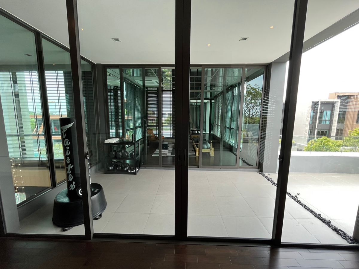 ขายบ้านลาดกระบัง สุวรรณภูมิ : 🏡 ขายบ้านเดี่ยว 3 ชั้น TYPE BETHESDA โครงการ Grand Bangkok Boulevard Yard บางนา — บ้านหรูระดับ Super Luxury ที่สุดแห่งความสง่างาม