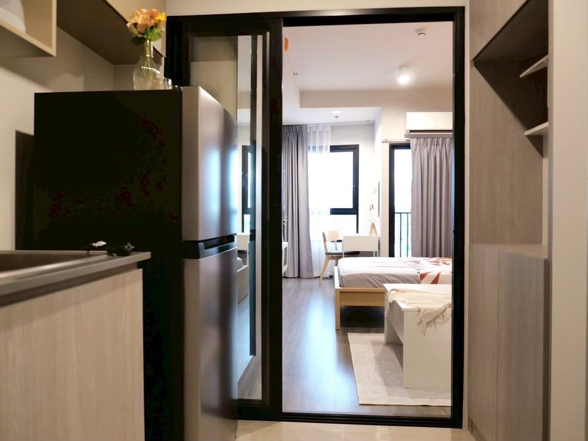 ให้เช่าคอนโดเสรีไทย-นิด้า : ให้เช่า Ideo รามคำแหง - ลำสาลี สเตชั่น ห้องแต่งสวย เฟอร์ครบ พร้อมเข้าอยู่ ราคา 12000 ฿