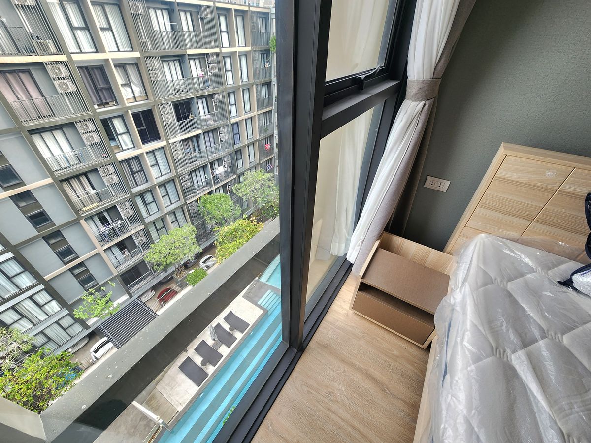 ให้เช่าคอนโดวงเวียนใหญ่ เจริญนคร : ไม่ว่างครับผม**สถานะตามภาพปกครับผม วิวสระน้ำ**ให้เช่า The Most อิสรภาพ ห้องชั้นบนสุดส่วนตัวที่สุด ไม่ร้อนแดดบ่าย สภาพใหม่มากพร้อมเข้าอยู่ SN517.4.181