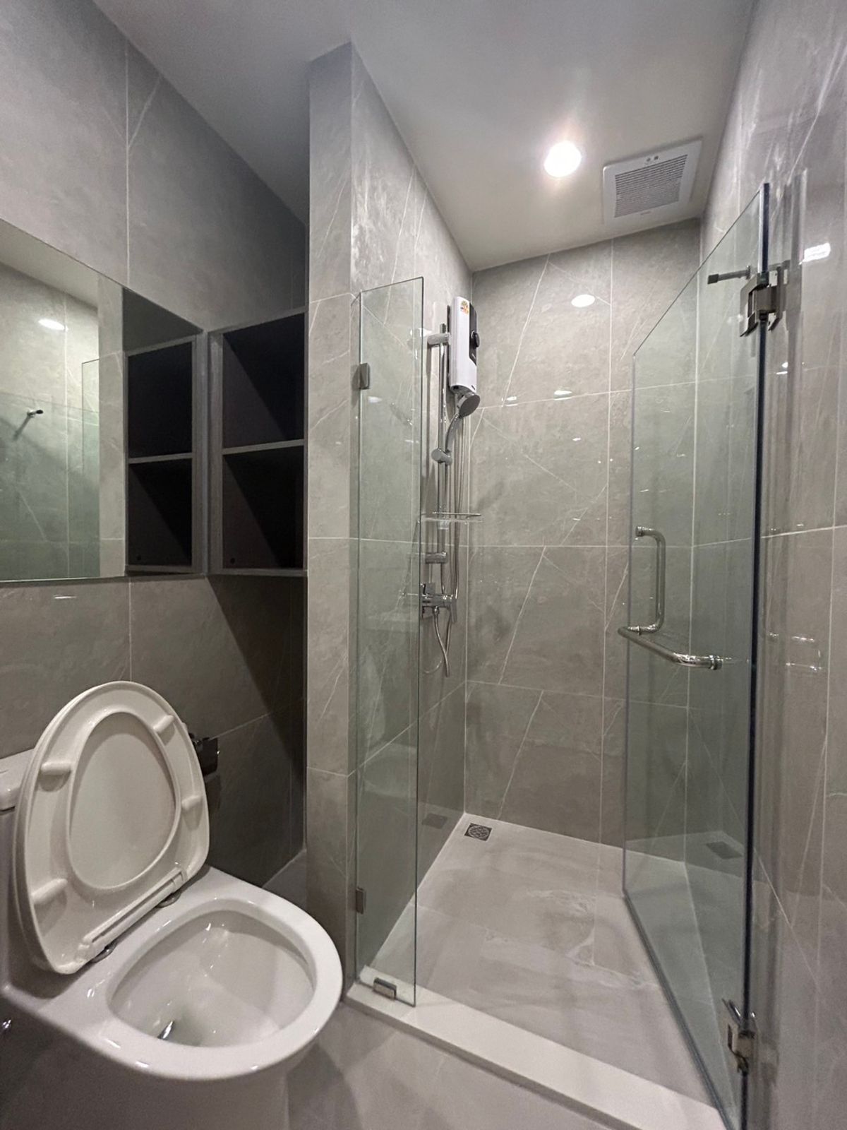 For RentCondoRama9, Petchburi, RCA : 🔥🔥 NUE District R9 rental size 26 sqm 🔥🔥