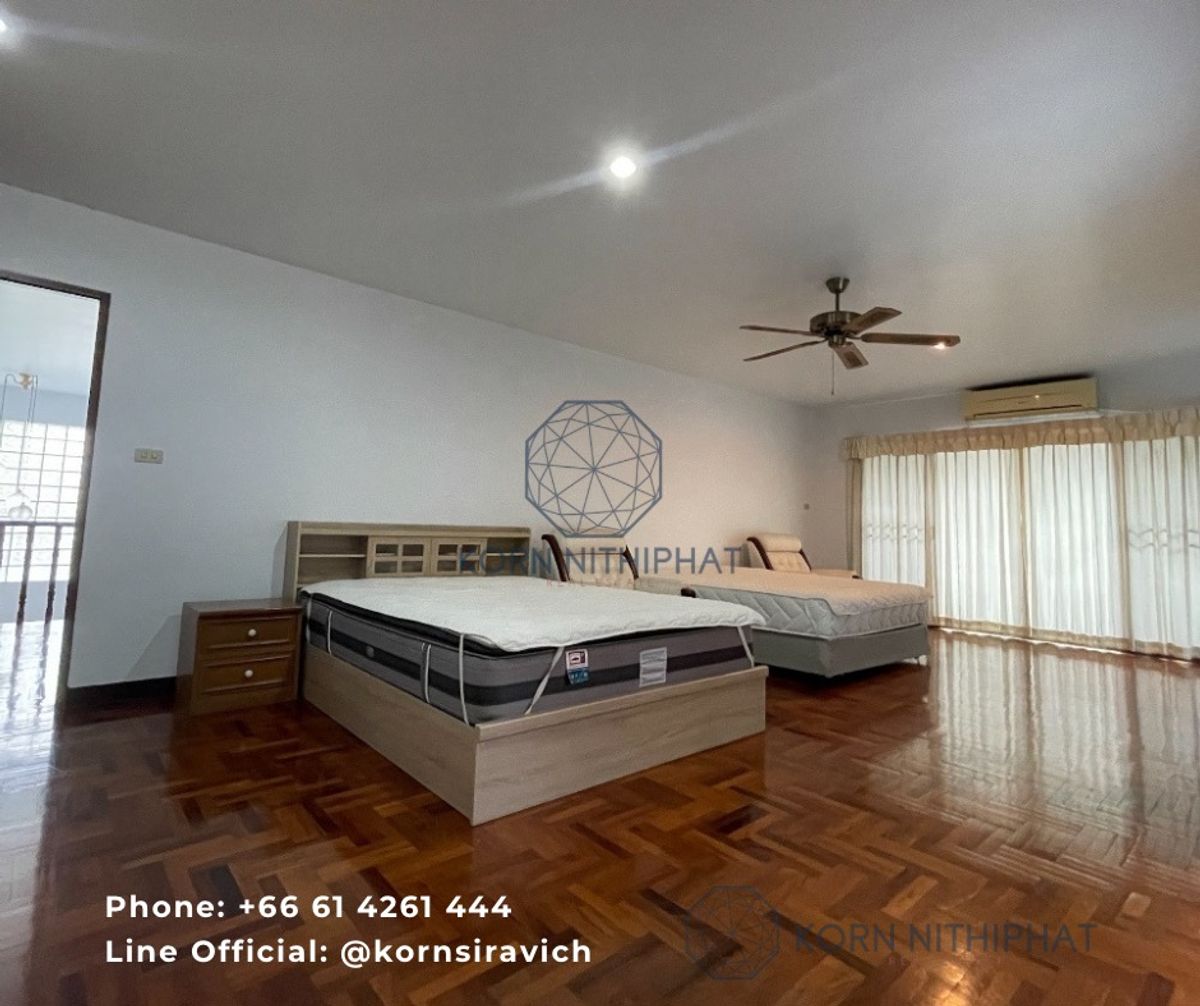 ให้เช่าบ้านพระราม 9 เพชรบุรีตัดใหม่ RCA : Private Residential Pet Friendly Home - Soi Soonvijai Thonglor / RCA / Rama 9 , Share Swimming Pool , Near KIS - Anglo - Shrewsbury - Prep - Trail International School