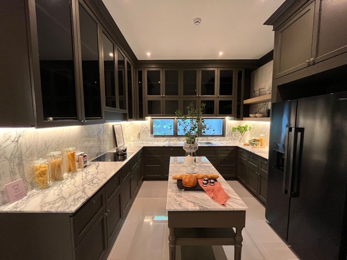 ขายบ้านลาดกระบัง สุวรรณภูมิ : 🏡 ขายบ้านเดี่ยว 3 ชั้น TYPE BETHESDA โครงการ Grand Bangkok Boulevard Yard บางนา — บ้านหรูระดับ Super Luxury ที่สุดแห่งความสง่างาม