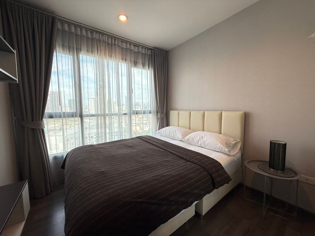 ให้เช่าคอนโดอ่อนนุช อุดมสุข : ห้องเเต่งสวย มี digital door lock เช่า 1 ห้องนอน 1 ห้องน้ำ The Base Park West 