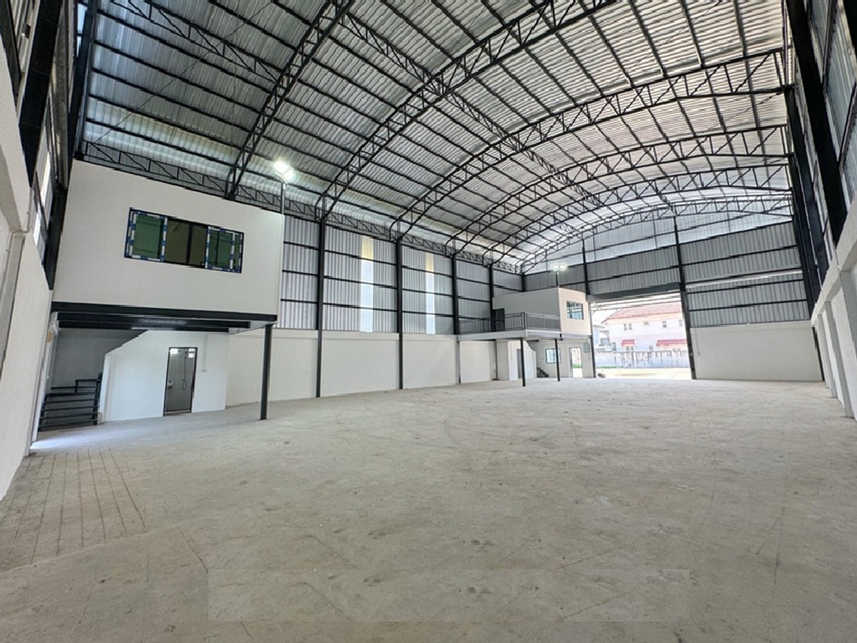 ให้เช่าโกดังบางนา แบริ่ง ลาซาล : For Rent ให้เช่าโกดัง พร้อมสำนักงาน พื้นที่ 520 ตารางเมตร ซอยลาดกระบัง 14/1 โกดังสร้างใหม่ / เหมาะเก็บสินค้า หรือ ศูนย์กระจายสินค้า หรือ ธุรกิจ Online / รถเทรลเลอร์เข้าได้ จอดลงของได้