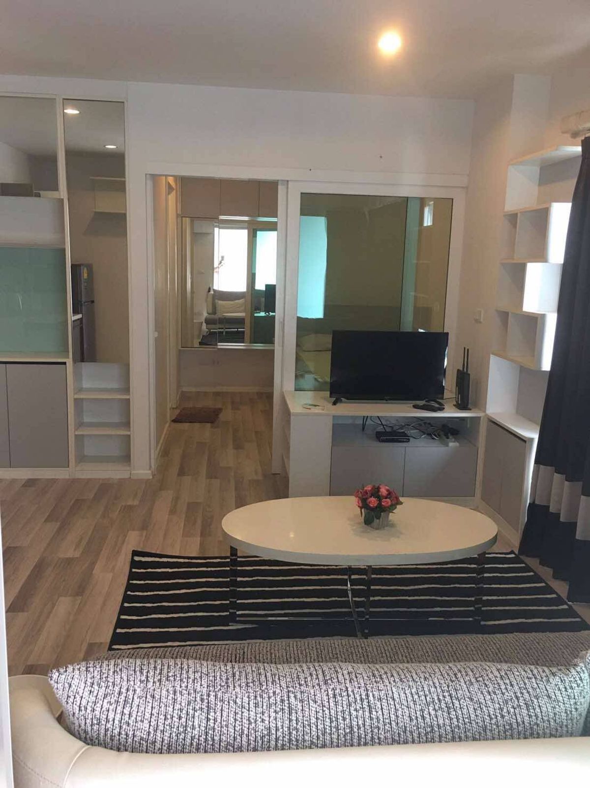 For SaleCondoNonthaburi, Bang Yai, Bangbuathong : Selling with the tenant is very cheap !! The Condo Dae Chaeng Watthana Ferre, opposite Srirat BTS, near Central, Government Center