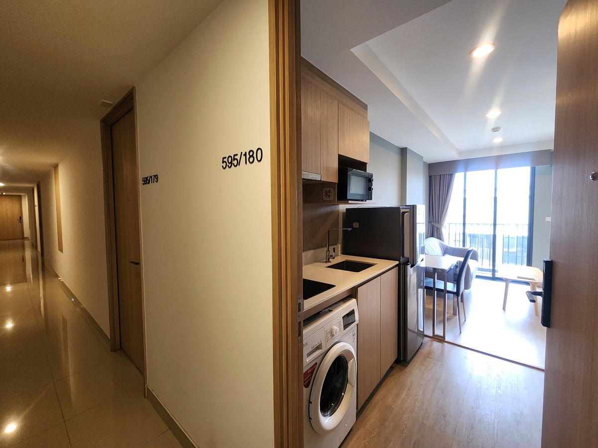 ให้เช่าคอนโดวงเวียนใหญ่ เจริญนคร : ไม่ว่างครับผม**สถานะตามภาพปกครับผม วิวสระน้ำ**ให้เช่า The Most อิสรภาพ ห้องชั้นบนสุดส่วนตัวที่สุด ไม่ร้อนแดดบ่าย สภาพใหม่มากพร้อมเข้าอยู่ SN517.4.181