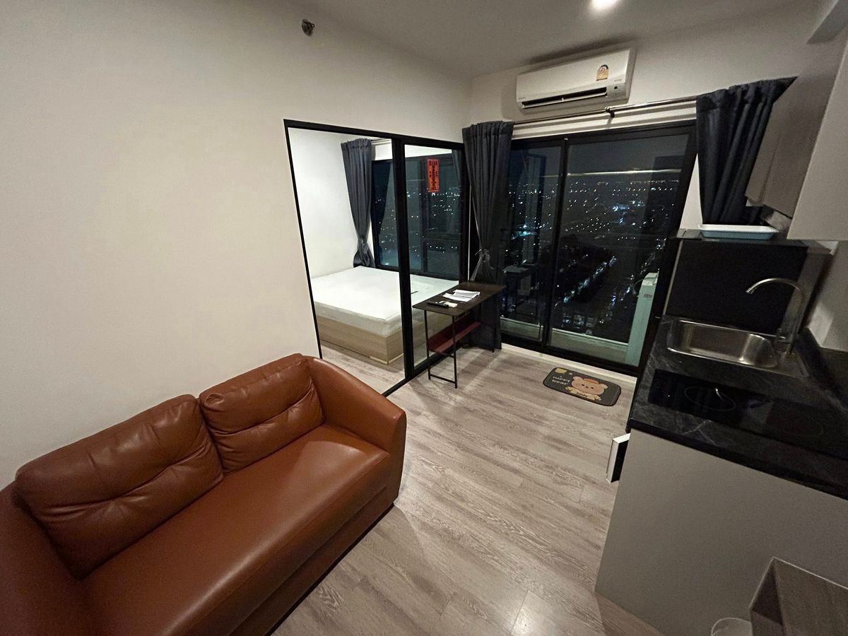 For RentCondoSamut Prakan,Samrong : Ken Sington Sukhumvit-Thepharak 1 bedroom, 1 bathroom, floor 35, size 22 sqm. Rental price 8,500 baht