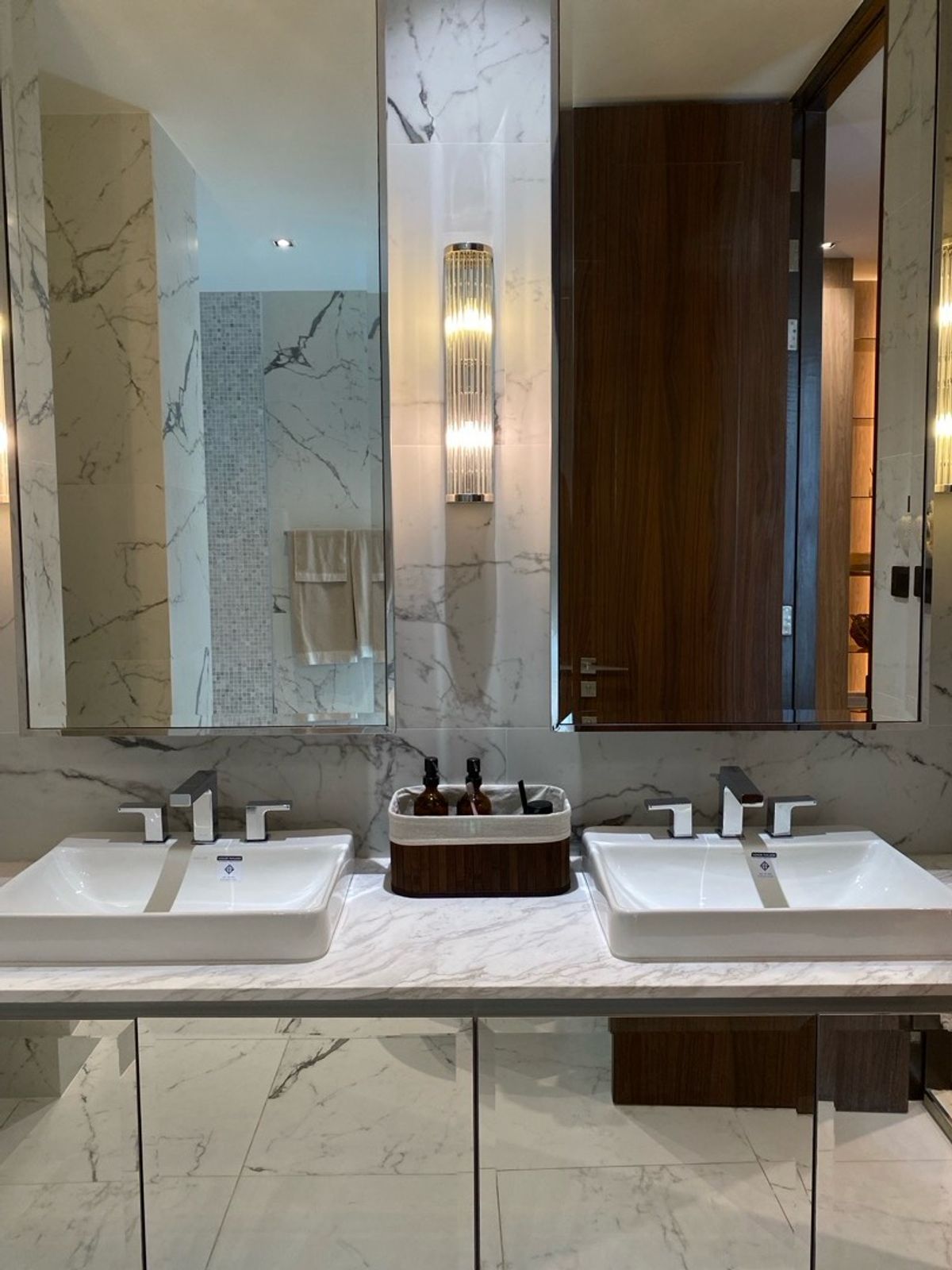 For SaleHouseKaset Nawamin,Ladplakao : 💎 Pinning luxury - superior in every dimension, The Primary V Kaset-Nawamin, a very exclusive project, only 18 houses in a high potential area, with only the last 7 remaining for those who are ready. “Choose the best”