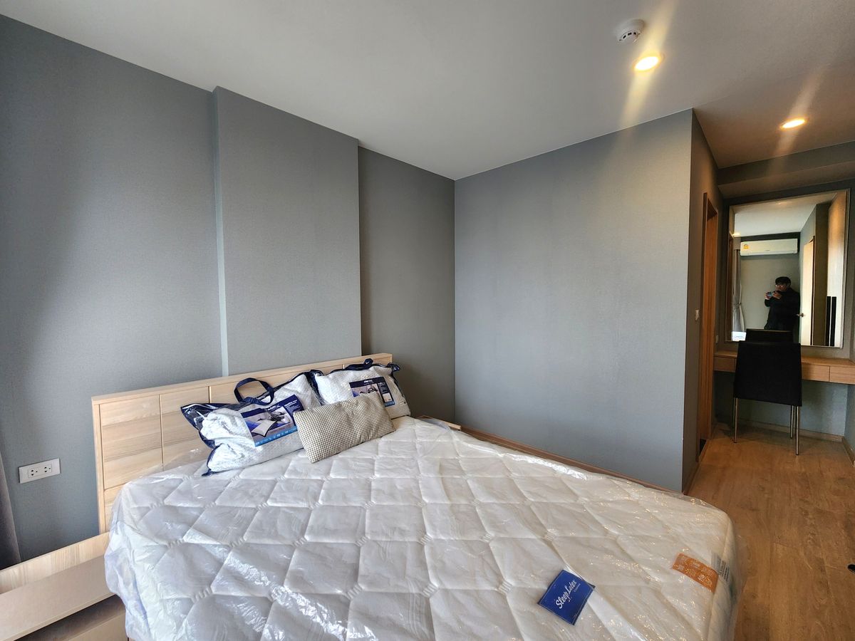 ให้เช่าคอนโดวงเวียนใหญ่ เจริญนคร : ไม่ว่างครับผม**สถานะตามภาพปกครับผม วิวสระน้ำ**ให้เช่า The Most อิสรภาพ ห้องชั้นบนสุดส่วนตัวที่สุด ไม่ร้อนแดดบ่าย สภาพใหม่มากพร้อมเข้าอยู่ SN517.4.181