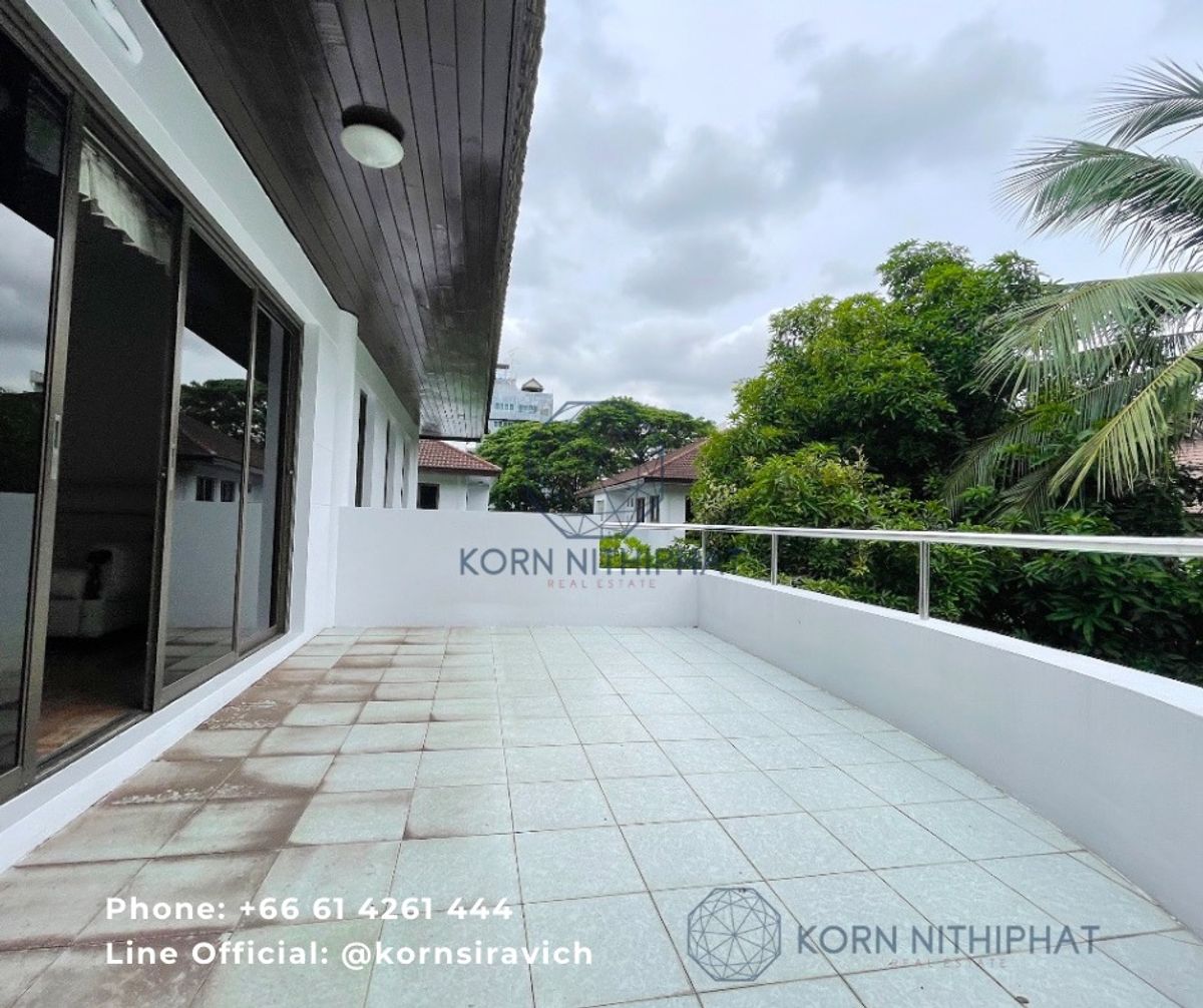 ให้เช่าบ้านพระราม 9 เพชรบุรีตัดใหม่ RCA : Private Residential Pet Friendly Home - Soi Soonvijai Thonglor / RCA / Rama 9 , Share Swimming Pool , Near KIS - Anglo - Shrewsbury - Prep - Trail International School