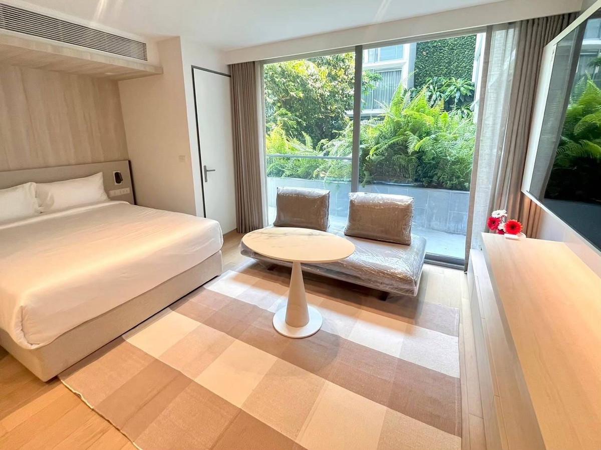 For SaleCondoSukhumvit, Asoke, Thonglor : 🐱🐶Pets Friendly Ultra Luxury Condo 1Bedroom 29SQ.M for Exclusive Deal 064-932-4645 Ken