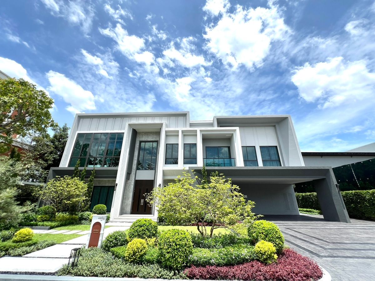 ขายบ้านนวมินทร์ รามอินทรา : 🔥Special price ราคาโปรพิเศษ🔥Bangkok Boulevard Signature รามอินทรา - วัชรพล | บ้านเดี่ยว 2 ชั้น ขนาด 516 ตร.ม. 125.1 ตร.ว. | 4 ห้องนอน 5 ห้องน้ำ 4 ที่จอด เริ่ม 29.9 MB ติดต่อนัดชม Tel.0922635410 (เอิร์ธ)