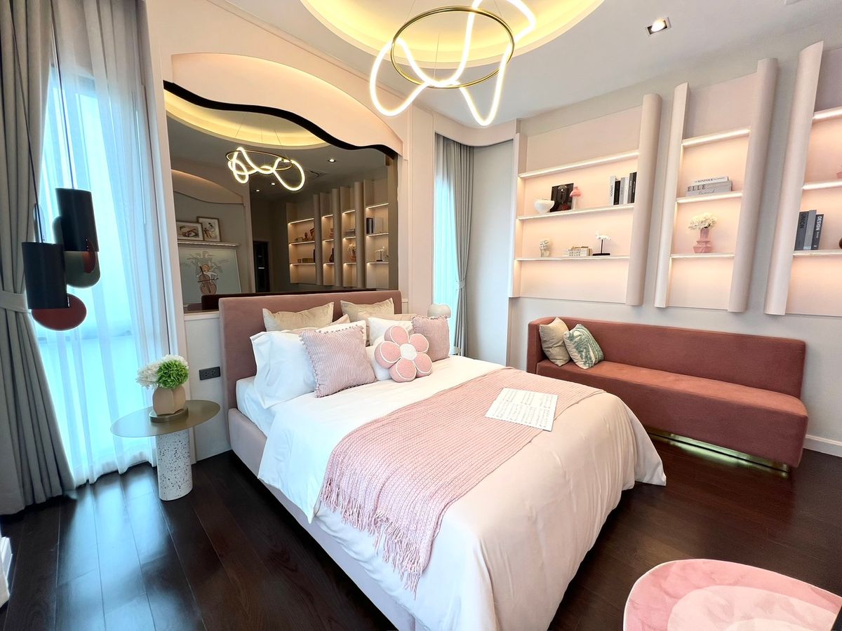 ขายบ้านนวมินทร์ รามอินทรา : 🔥Special price ราคาโปรพิเศษ🔥Bangkok Boulevard Signature รามอินทรา - วัชรพล | บ้านเดี่ยว 2 ชั้น ขนาด 516 ตร.ม. 125.1 ตร.ว. | 4 ห้องนอน 5 ห้องน้ำ 4 ที่จอด เริ่ม 29.9 MB ติดต่อนัดชม Tel.0922635410 (เอิร์ธ)