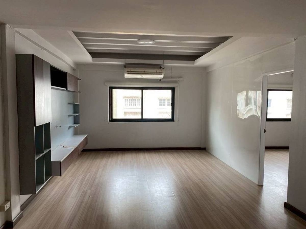 ให้เช่าโฮมออฟฟิศลาดพร้าว101 แฮปปี้แลนด์ : ปล่อยเช่าโฮมออฟฟิศ ลาดพร้าว บางกะปิ กรุงเทพ | For Rent: Home Office Ladprao Bang Kapi, Bangkok | 出租：曼谷拉抛–邦卡比区办公楼