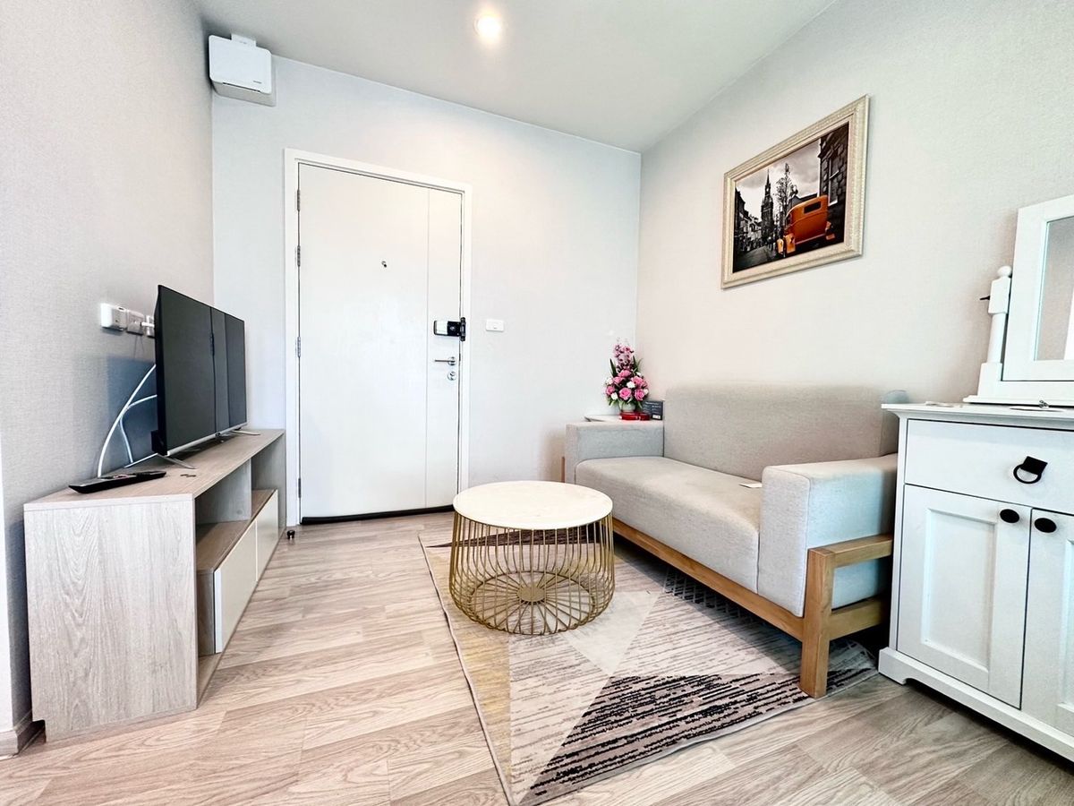 For RentCondoRama9, Petchburi, RCA : For rent The Privacy Rama9, beautiful room.