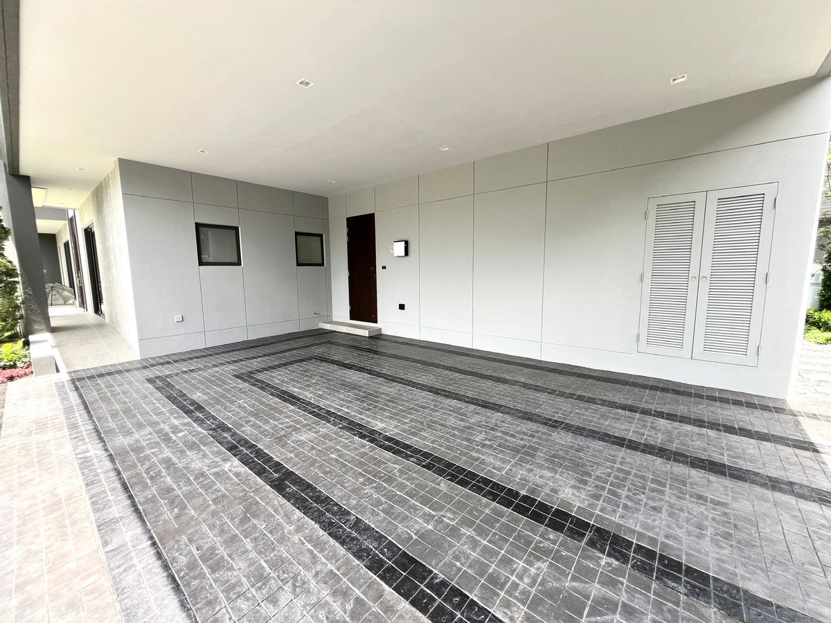 ขายบ้านนวมินทร์ รามอินทรา : 🔥Special price ราคาโปรพิเศษ🔥Bangkok Boulevard Signature รามอินทรา - วัชรพล | บ้านเดี่ยว 2 ชั้น ขนาด 516 ตร.ม. 125.1 ตร.ว. | 4 ห้องนอน 5 ห้องน้ำ 4 ที่จอด เริ่ม 29.9 MB ติดต่อนัดชม Tel.0922635410 (เอิร์ธ)