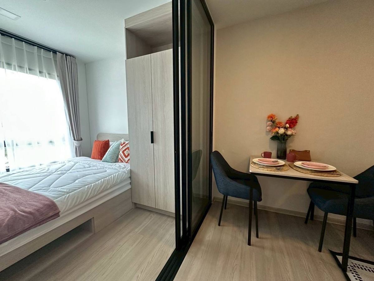 For RentCondoSriracha Laem Chabang Ban Bueng : 🏢 For Rent 💜 For Rent 🔹 DCONDO VALE Sriracha, a new condo ready to be near Kaset Sriracha University. Price 8,500/month