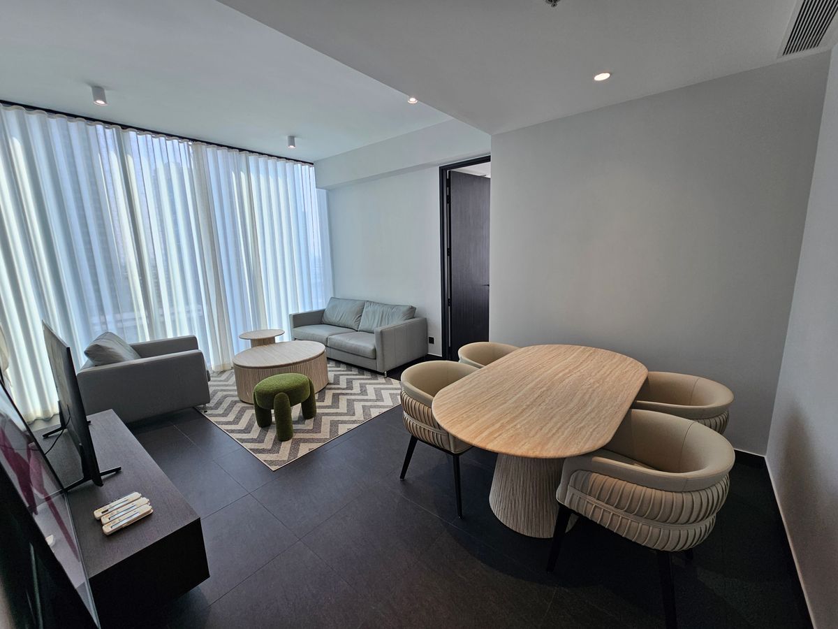 ให้เช่าคอนโดสาทร นราธิวาส : Pet Friendly Tait Sathorn 12 for Rent