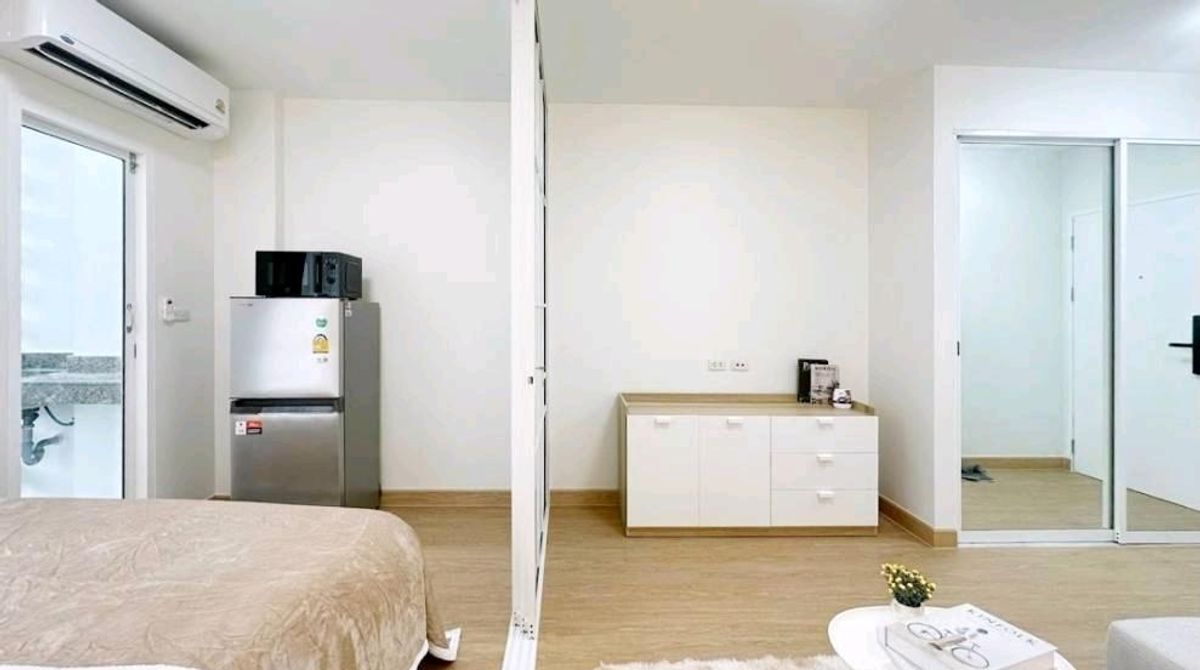 ขายคอนโดพระราม 9 เพชรบุรีตัดใหม่ RCA : ✨️เลิกจ่ายค่าเช่าแพง ๆ แล้วมาผ่อนคอนโดสบาย ๆ กันเถอะ!🌳 i-House Laguna Garden RCA (ไอ-เฮ้าส์ ลากูน่า การ์เด้น อาร์ซีเอ)🌳 ห้องสวย พร้อมอยู่ ทำเลกลางเมือง เดินทางง่ายสุดๆ✨️