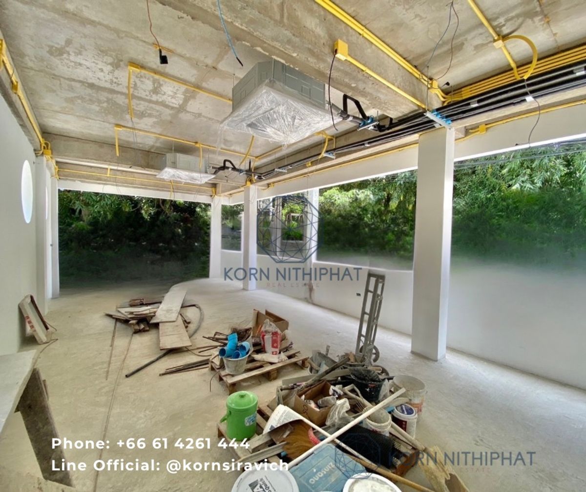 For RentRetail SpaceSukhumvit, Asoke, Thonglor : Rent a shop, 70 sq.m., Asoke, Sukhumvit, Bangkok for easy decoration business, beautiful design, 3 car parking