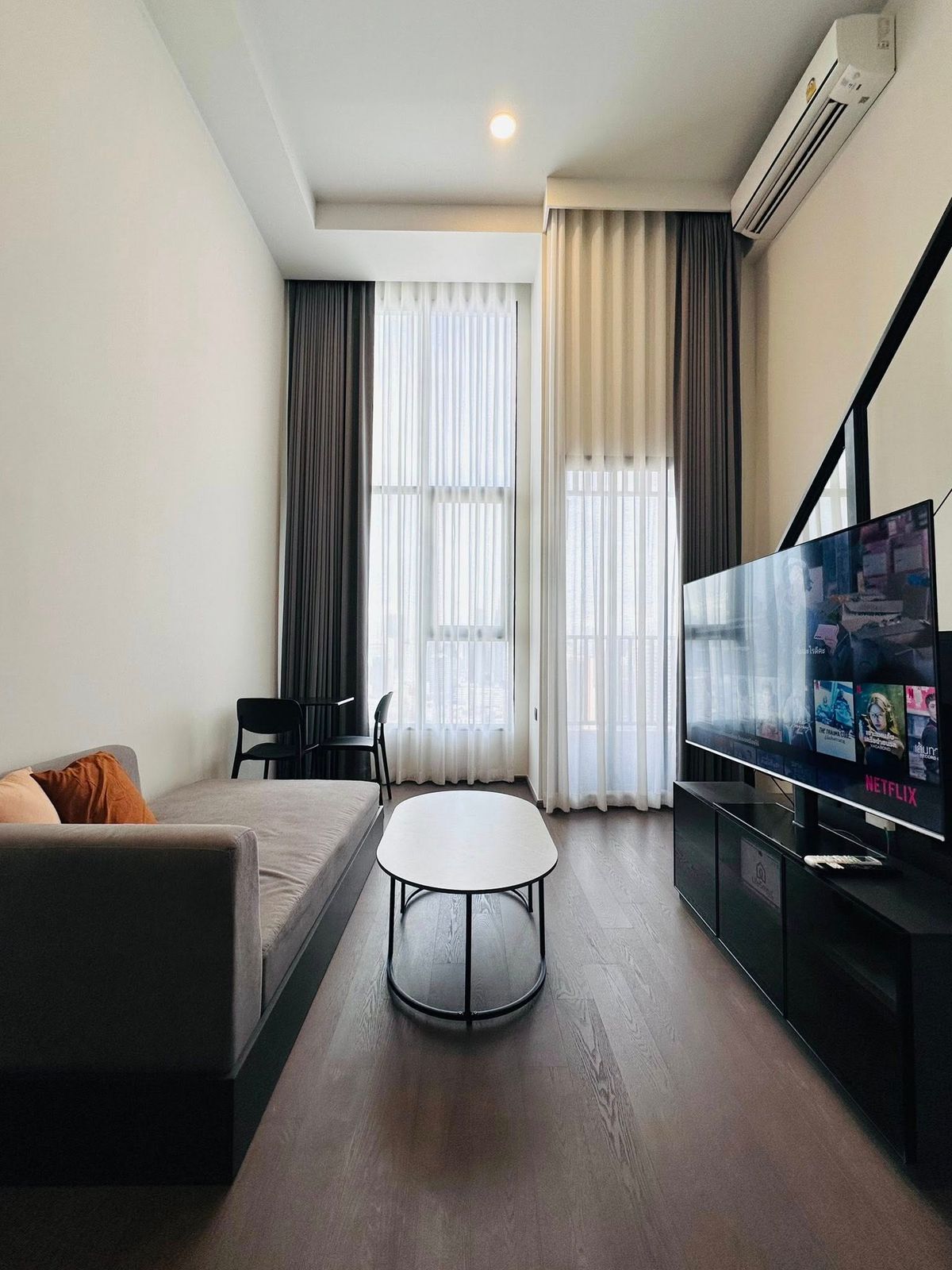 For RentCondoSiam Paragon ,Chulalongkorn,Samyan : Rent RR626 Park Origin Chula-samyan. Beautiful room, complete furniture near Sam Yan MRT.