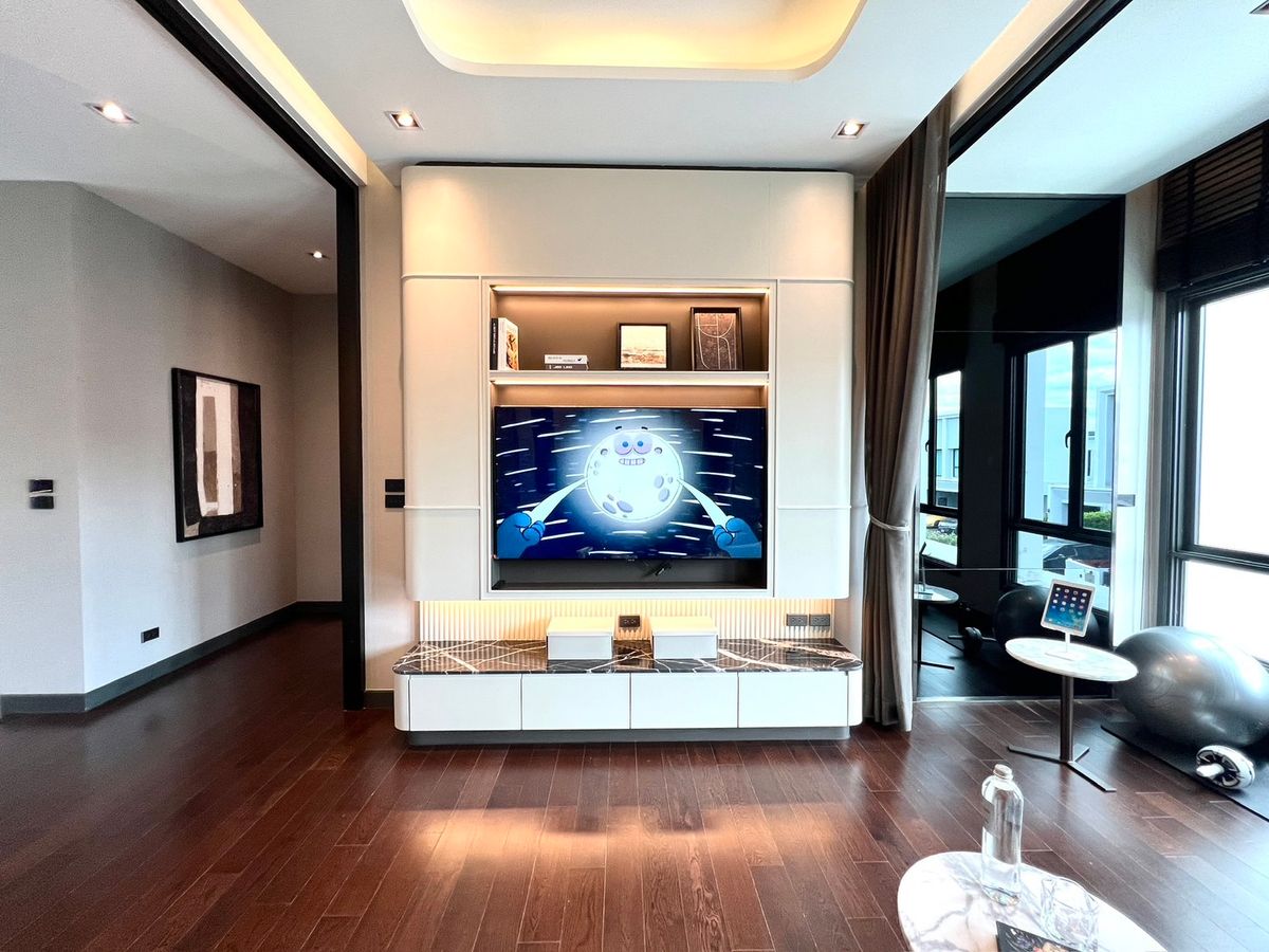 ขายบ้านนวมินทร์ รามอินทรา : 🔥Hot Deal ซื้อตรงโครงการ🔥Bangkok Boulevard Signature รามอินทรา - วัชรพล | บ้านเดี่ยว 2 ชั้น ขนาด 439 ตร.ม. 101.9 ตร.ว. | 4 ห้องนอน 5 ห้องน้ำ 4 ที่จอด เริ่ม 25.9 MB ติดต่อนัดชม Tel.0922635410 (เอิร์ธ)