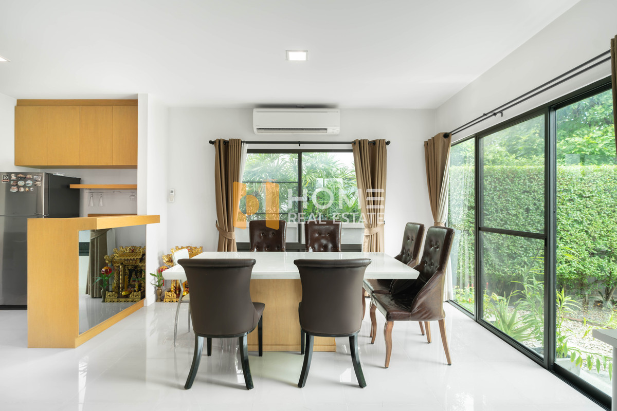 ขายบ้านลาดกระบัง สุวรรณภูมิ : บ้านแปลงมุม ไซส์กลาง แต่ราคาต่อตรว.ดีที่สุด!! 🔥 มัณฑนา อ่อนนุช - วงแหวน 4 / 4 ห้องนอน (ขาย), Manthana Onnut - Wongwan 4 / 4 Bedrooms (FOR SALE) FON241