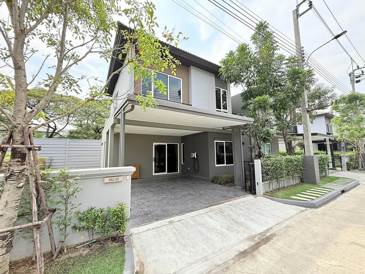 ให้เช่าบ้านลาดกระบัง สุวรรณภูมิ : HR2722ให้เช่าบ้านเดี่ยว โครงการบ้านกลางเมือง The Edition ศรีนครินทร์-สวนหลวง ใกล้ถนนวงแหวนรอบนอก