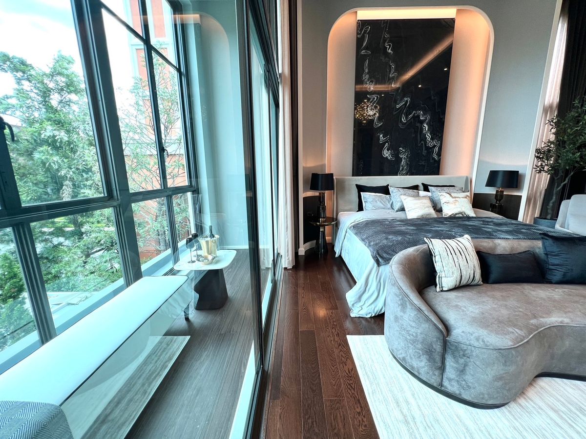 ขายบ้านนวมินทร์ รามอินทรา : 🔥Special price ราคาโปรพิเศษ🔥Bangkok Boulevard Signature รามอินทรา - วัชรพล | บ้านเดี่ยว 2 ชั้น ขนาด 516 ตร.ม. 125.1 ตร.ว. | 4 ห้องนอน 5 ห้องน้ำ 4 ที่จอด เริ่ม 29.9 MB ติดต่อนัดชม Tel.0922635410 (เอิร์ธ)