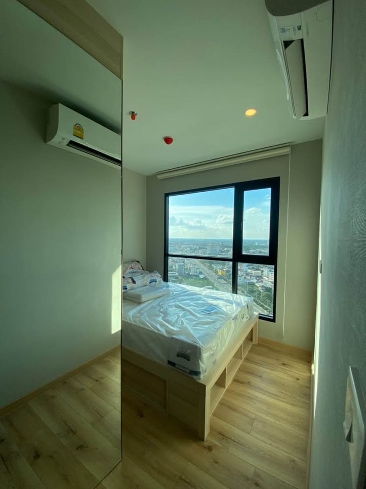 ให้เช่าคอนโดปิ่นเกล้า จรัญสนิทวงศ์ : เช่า RR629 Brix Condo ห้องสวย เฟอร์นิเจอร์ครบ ใกล้รถไฟฟ้า MRT สิรินธร พร้อมเข้าอยู่ 5/10/2025