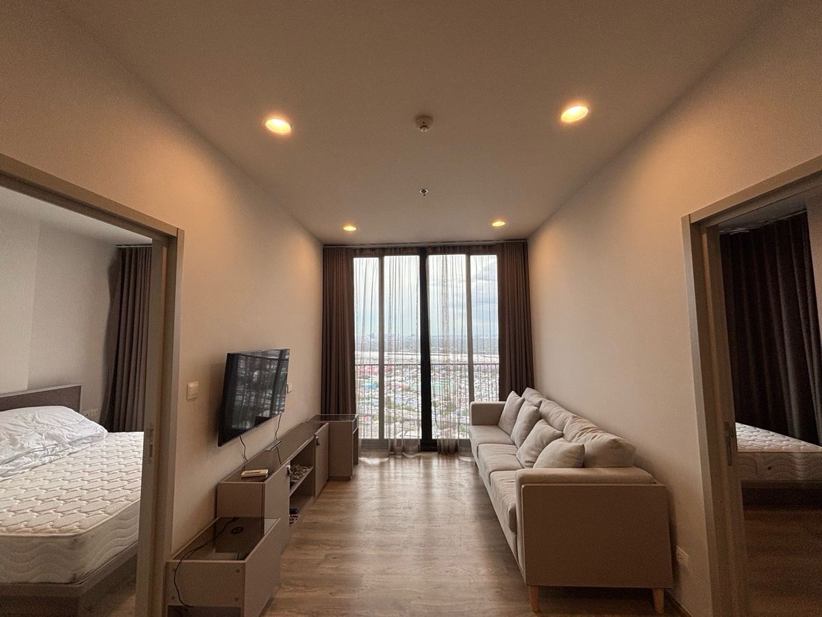 ให้เช่าคอนโดสุขุมวิท อโศก ทองหล่อ : ให้เช่า Special price! คอนโดมิเนียม Oka haus สุขุมวิท 36 2 ห้องนอน ราคาเพียง 34,000 บาท ขนาด 49.54 ตร.ม. ชั้น 38 ใกล้ BTS เอกมัย