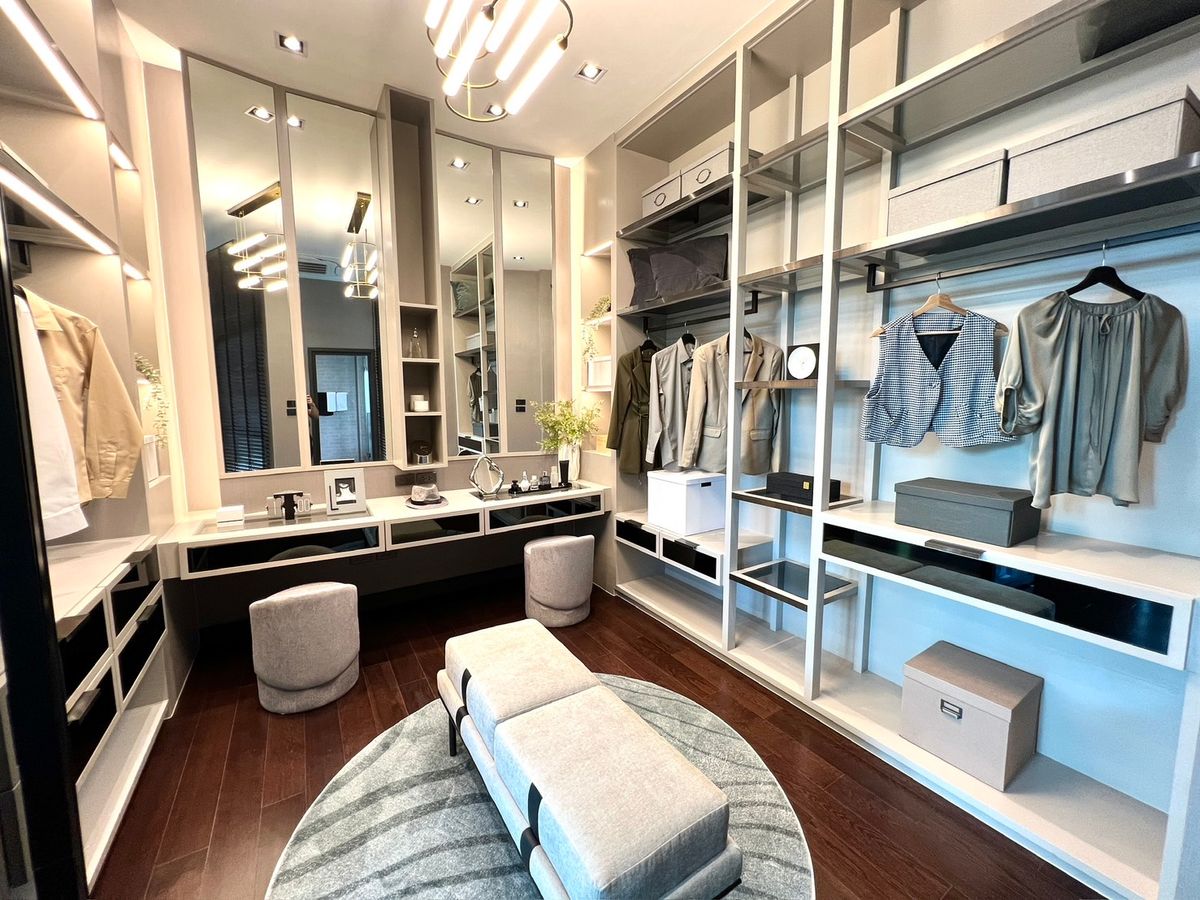 ขายบ้านนวมินทร์ รามอินทรา : 🔥Hot Deal ซื้อตรงโครงการ🔥Bangkok Boulevard Signature รามอินทรา - วัชรพล | บ้านเดี่ยว 2 ชั้น ขนาด 439 ตร.ม. 101.9 ตร.ว. | 4 ห้องนอน 5 ห้องน้ำ 4 ที่จอด เริ่ม 25.9 MB ติดต่อนัดชม Tel.0922635410 (เอิร์ธ)