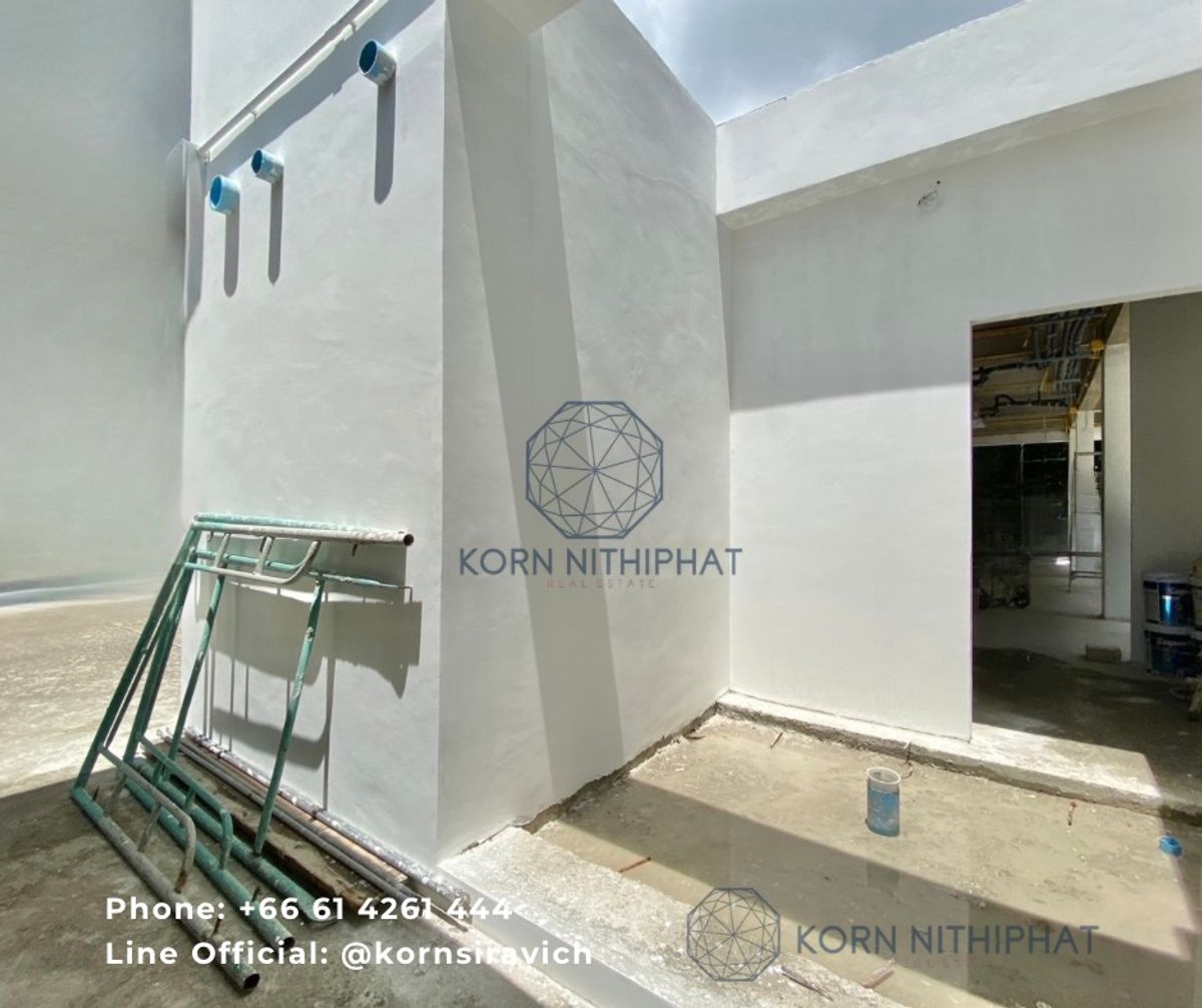 For RentRetail SpaceSukhumvit, Asoke, Thonglor : Rent a shop, 70 sq.m., Asoke, Sukhumvit, Bangkok for easy decoration business, beautiful design, 3 car parking